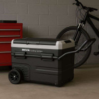 Автохолодильник портативний 50л BREVIA на колесах з LG компресором 12В 24В 220В пластиковий автономний (22635)